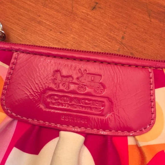 Coach Pink Sateen Scarf Print Wristlet - Picture 2 of 7
